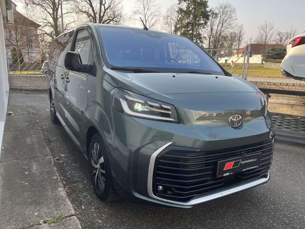Toyota Proace Verso, Executive Skyview kůže - fotka 3