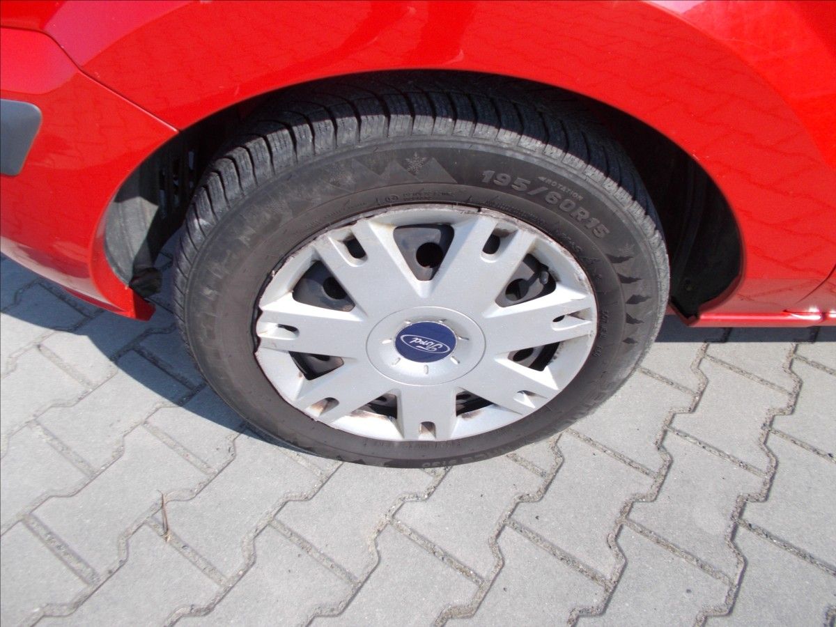 Ford Fusion, 1,6 TDCi 66 kW STK 3/2027 - fotka 5
