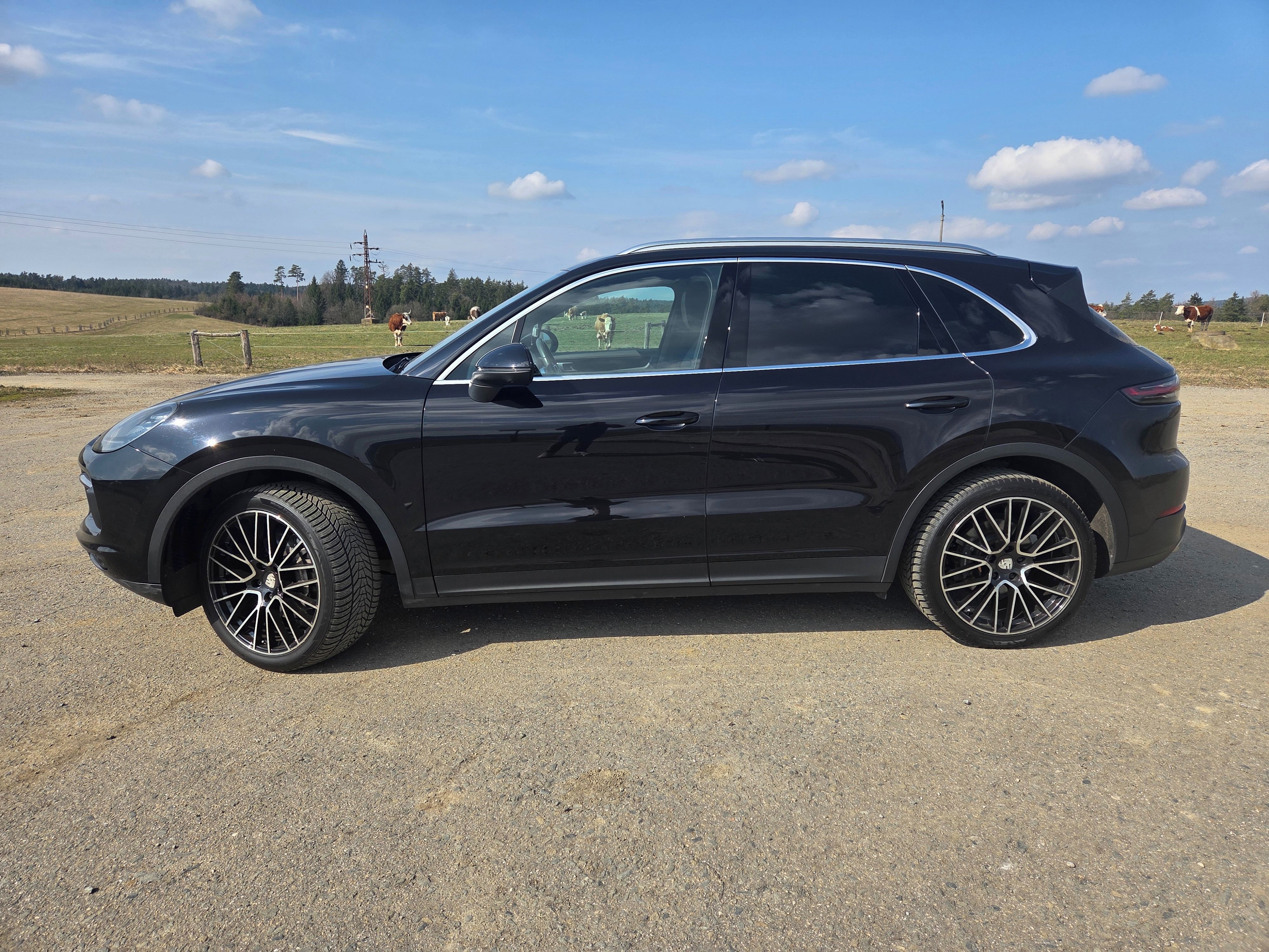 Porsche Cayenne, 3.0, V6 250kw, benzín - fotka 4