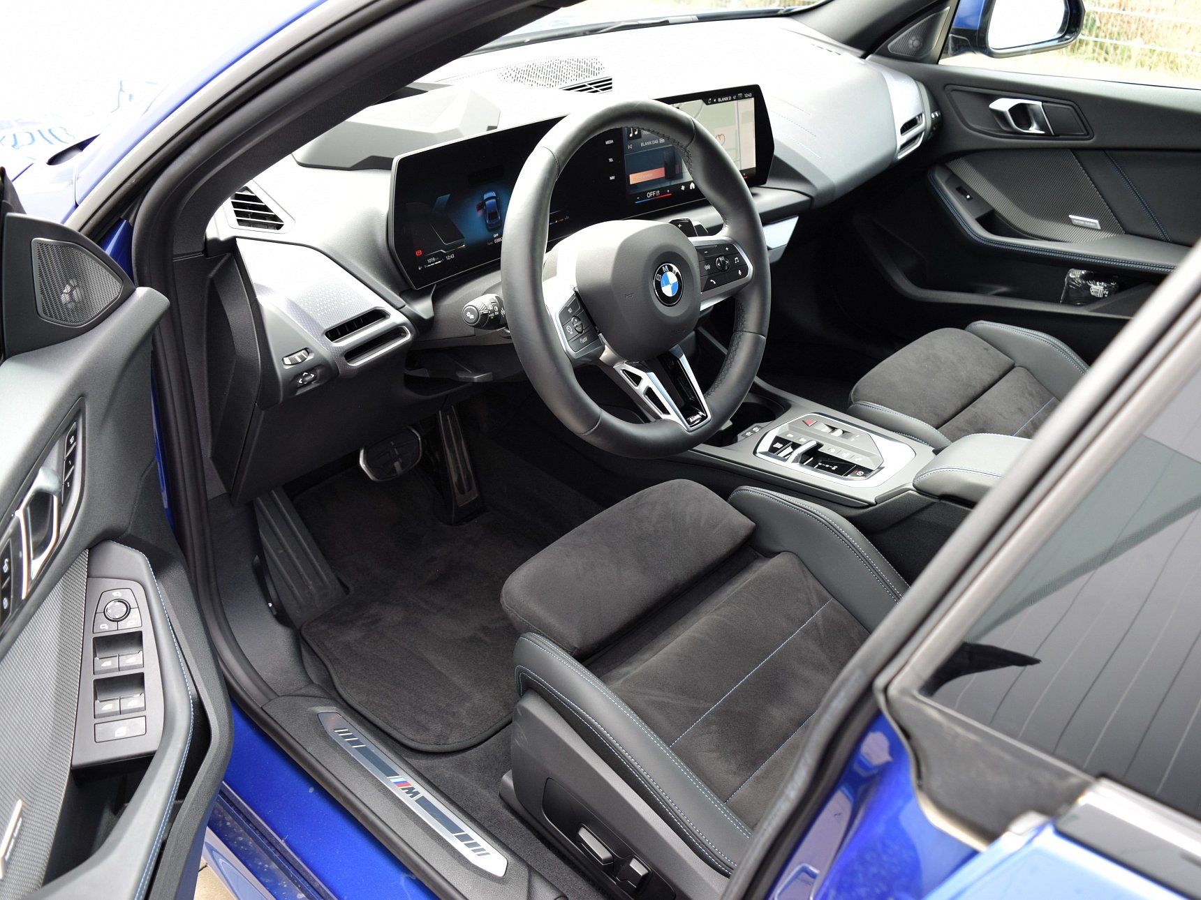 BMW Řada 2 - fotka 5