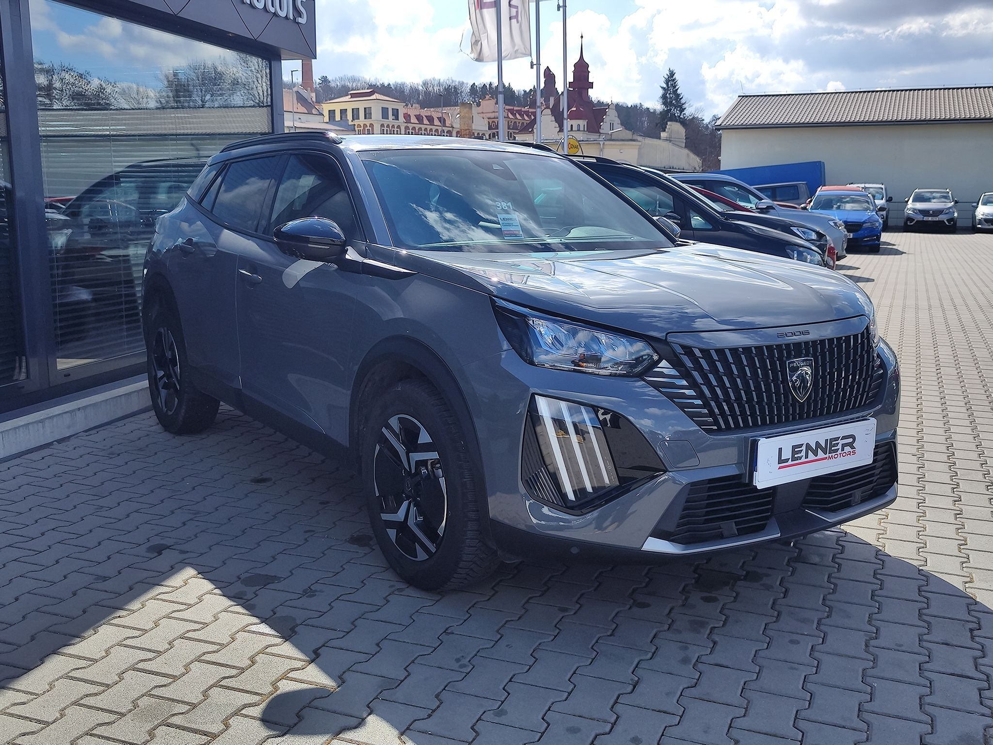 Peugeot 2008, 1.2 PureTech/74kW S&S Allure - fotka 3