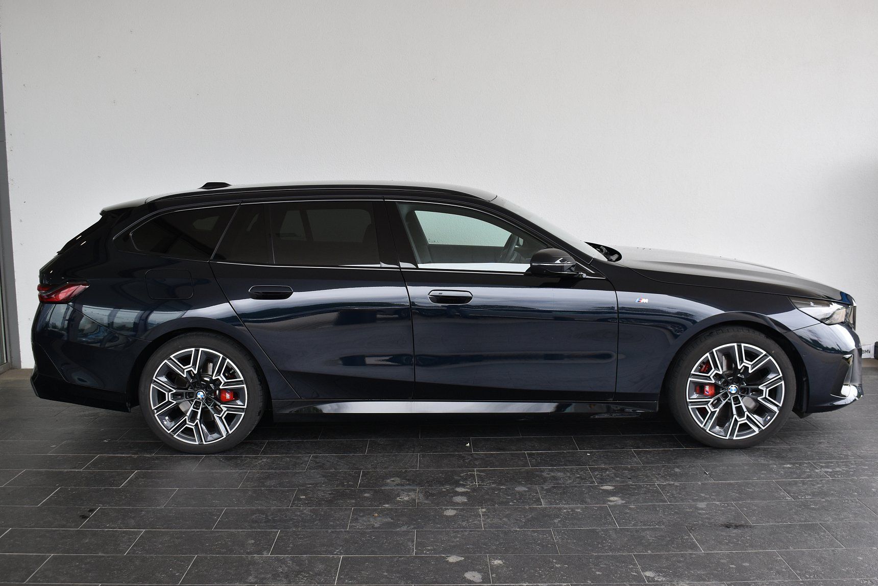 BMW Řada 5 - fotka 3