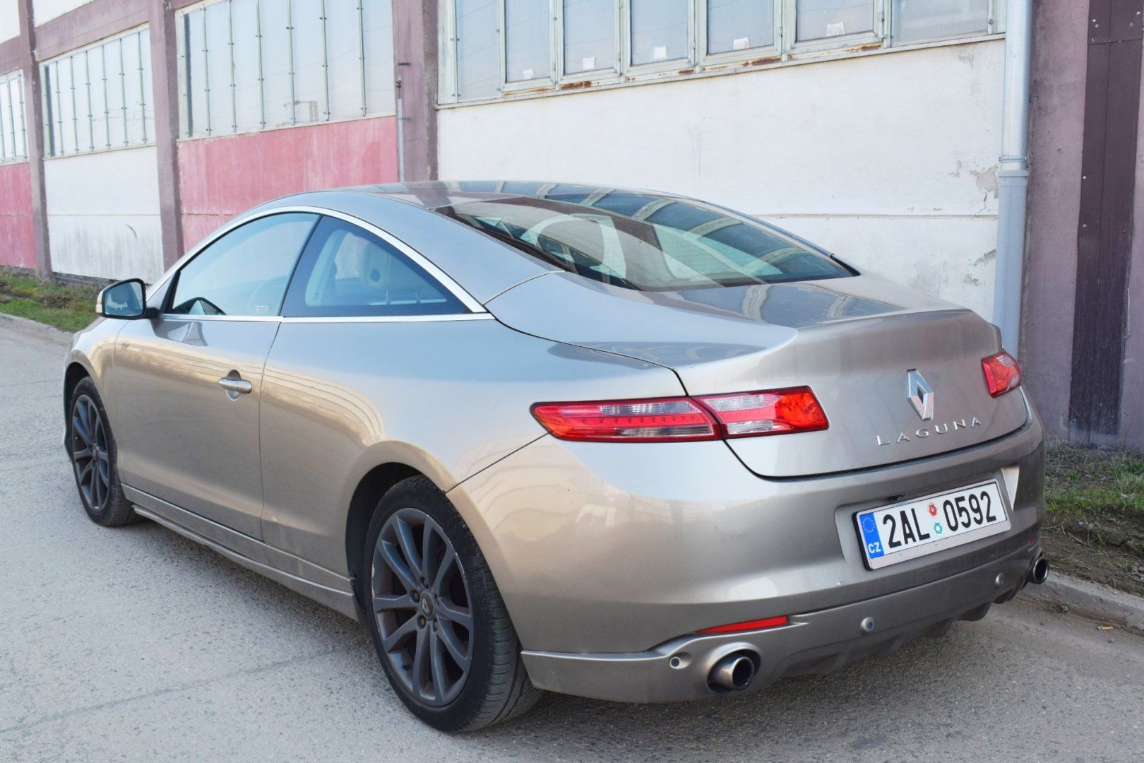 Renault Laguna, KUPÉ 3.0DCi INITIALE/KŮŽE/AUT. - fotka 4