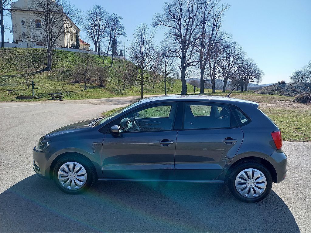 Volkswagen Polo, 1,2Tsi 66kw klima+Bez Koroze!! - fotka 5