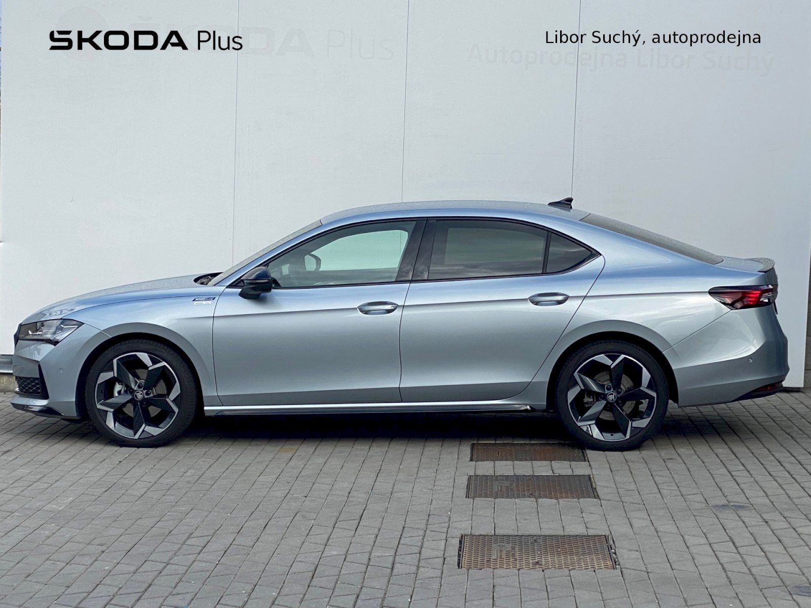 Škoda Superb, SPORTLINE 2.0 TDI 110 kW DSG - fotka 3