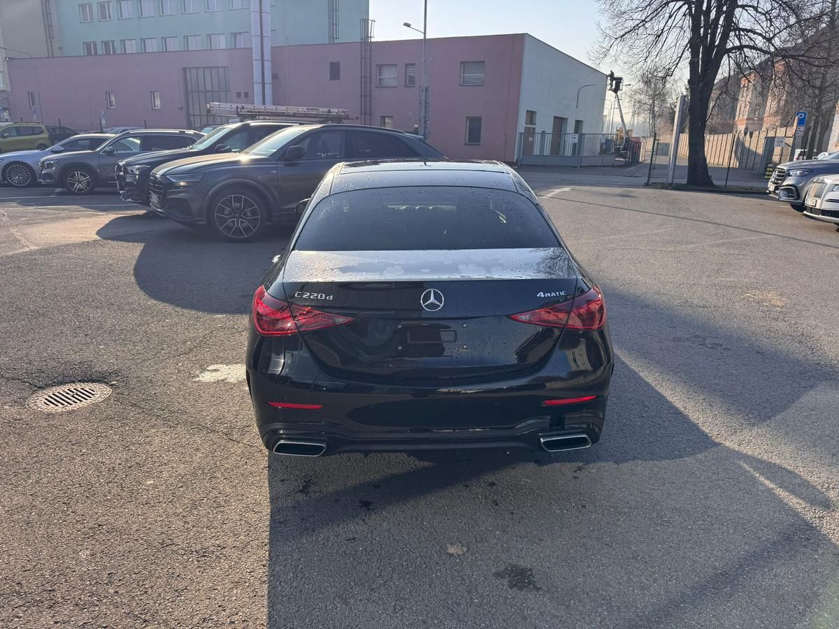 Mercedes-Benz Třídy C, C 220 d 4MATIC - fotka 6