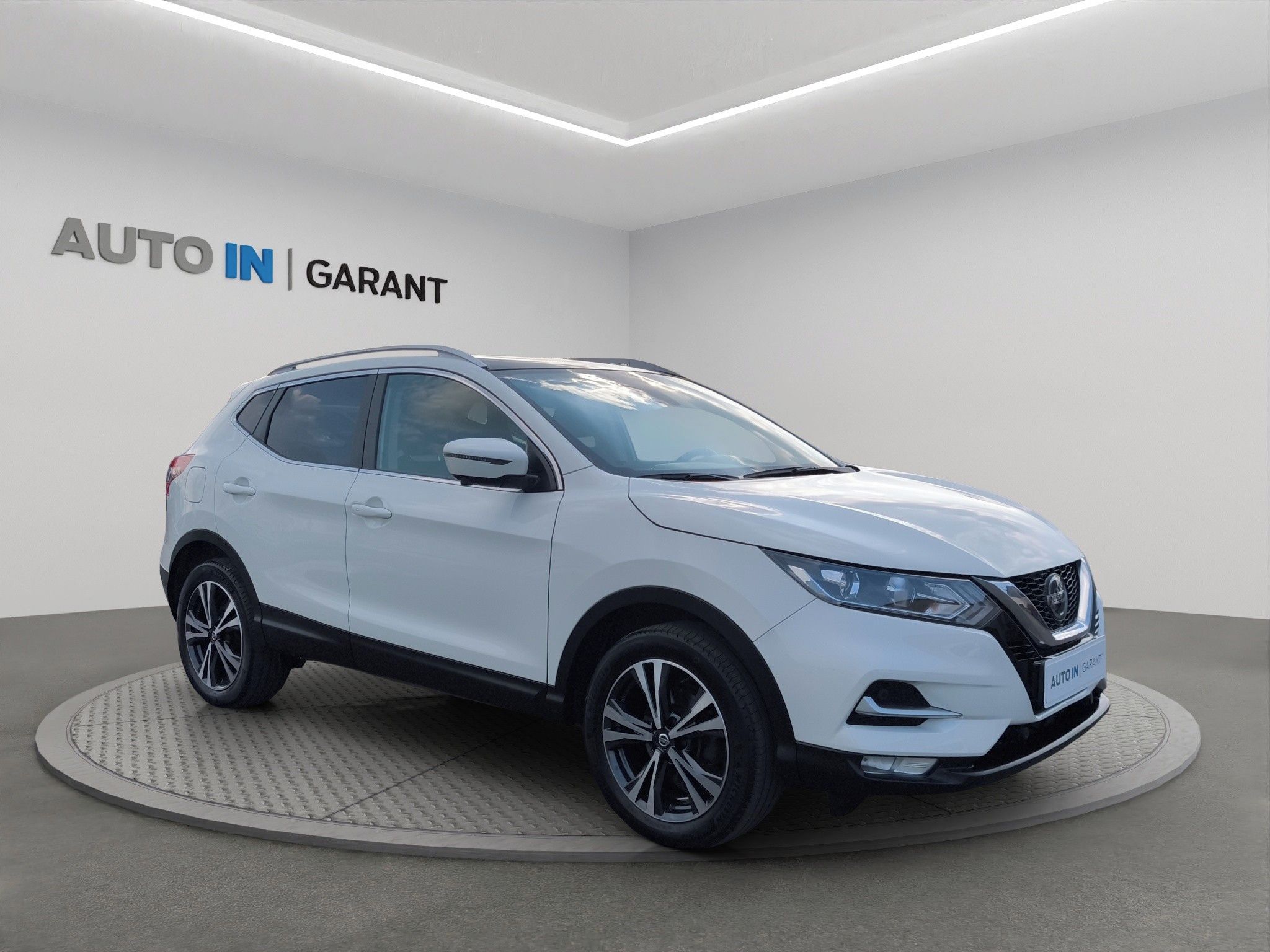 Nissan Qashqai, N-Connecta 1.3 DIG-T 103kW, ČR - fotka 3