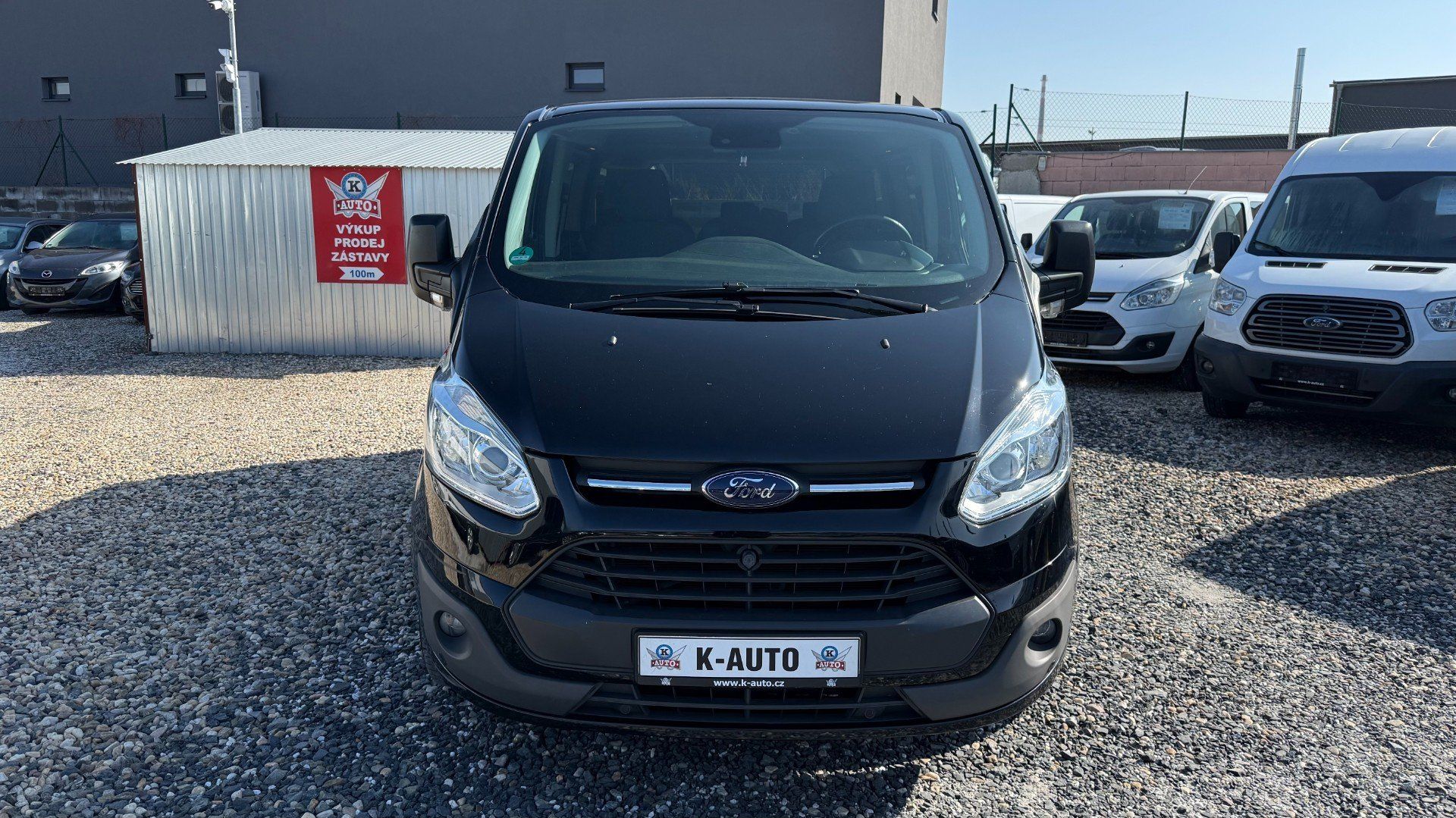 Ford Tourneo Custom, 2.0TDCi 125kW*A/T*8míst*Tažne* - fotka 2