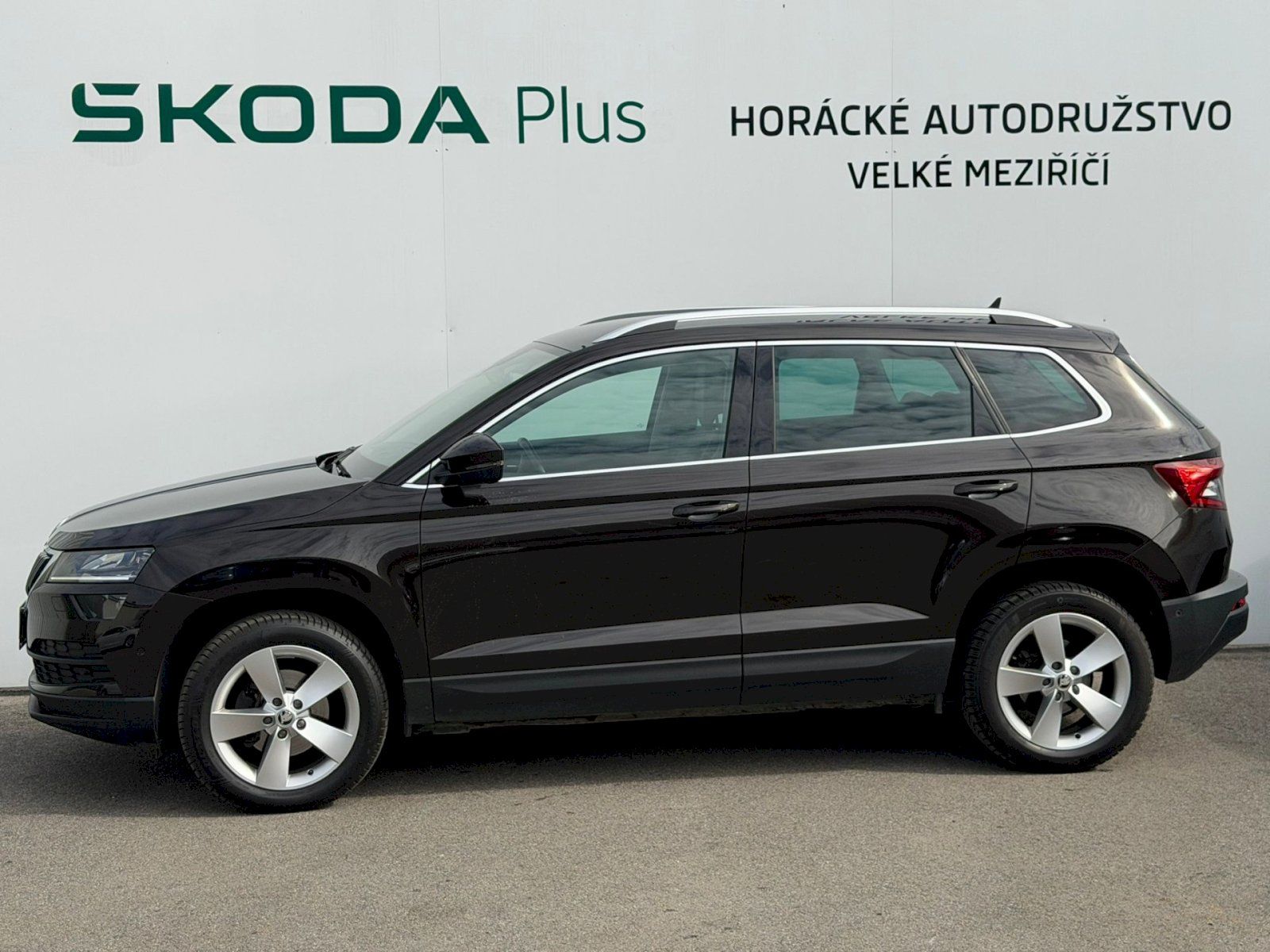 Škoda Karoq, Style Plus 1,5 TSI 110 kW 7° D - fotka 3