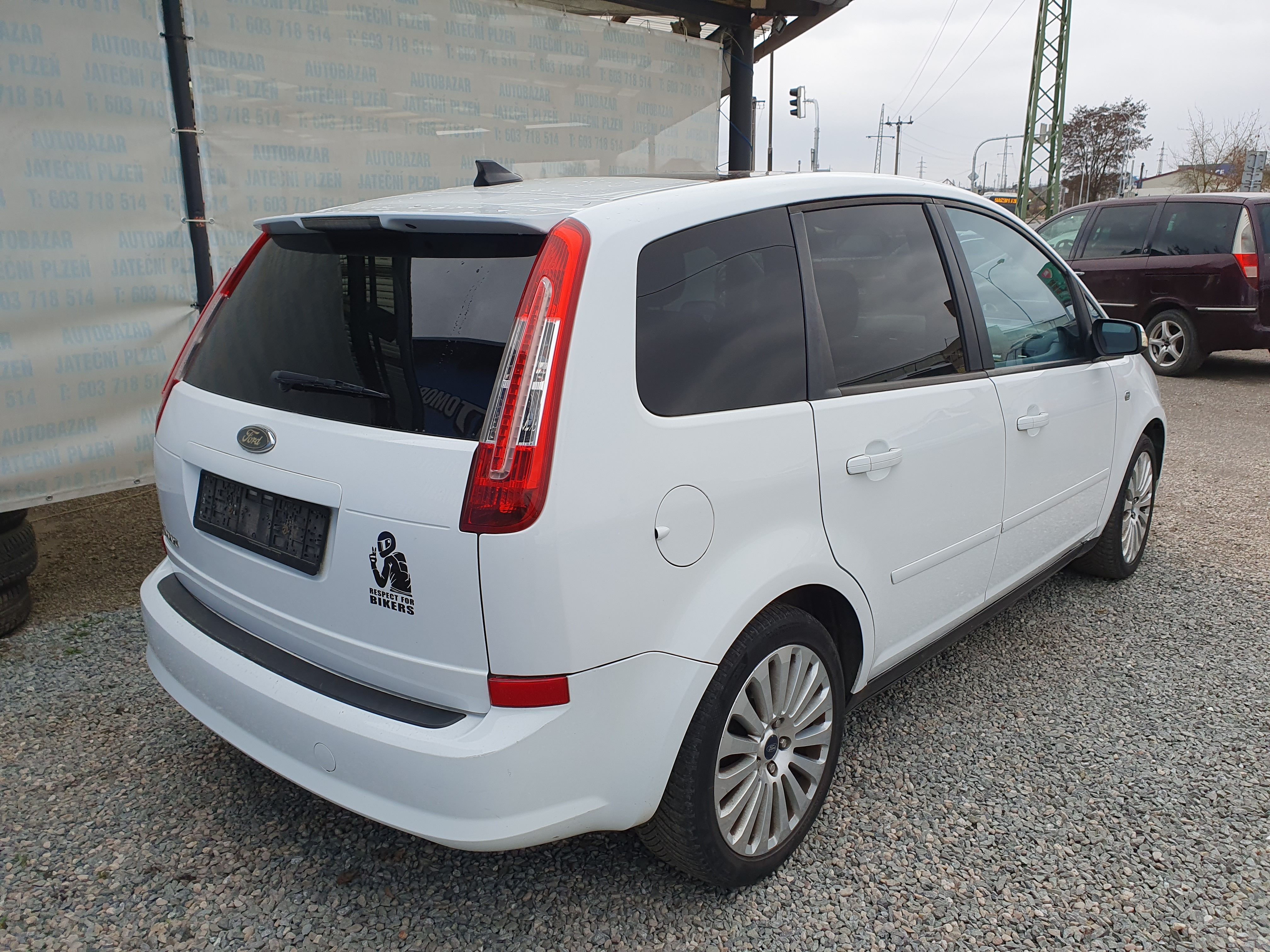 Ford C-MAX, 1.8 í 92 KW - fotka 3