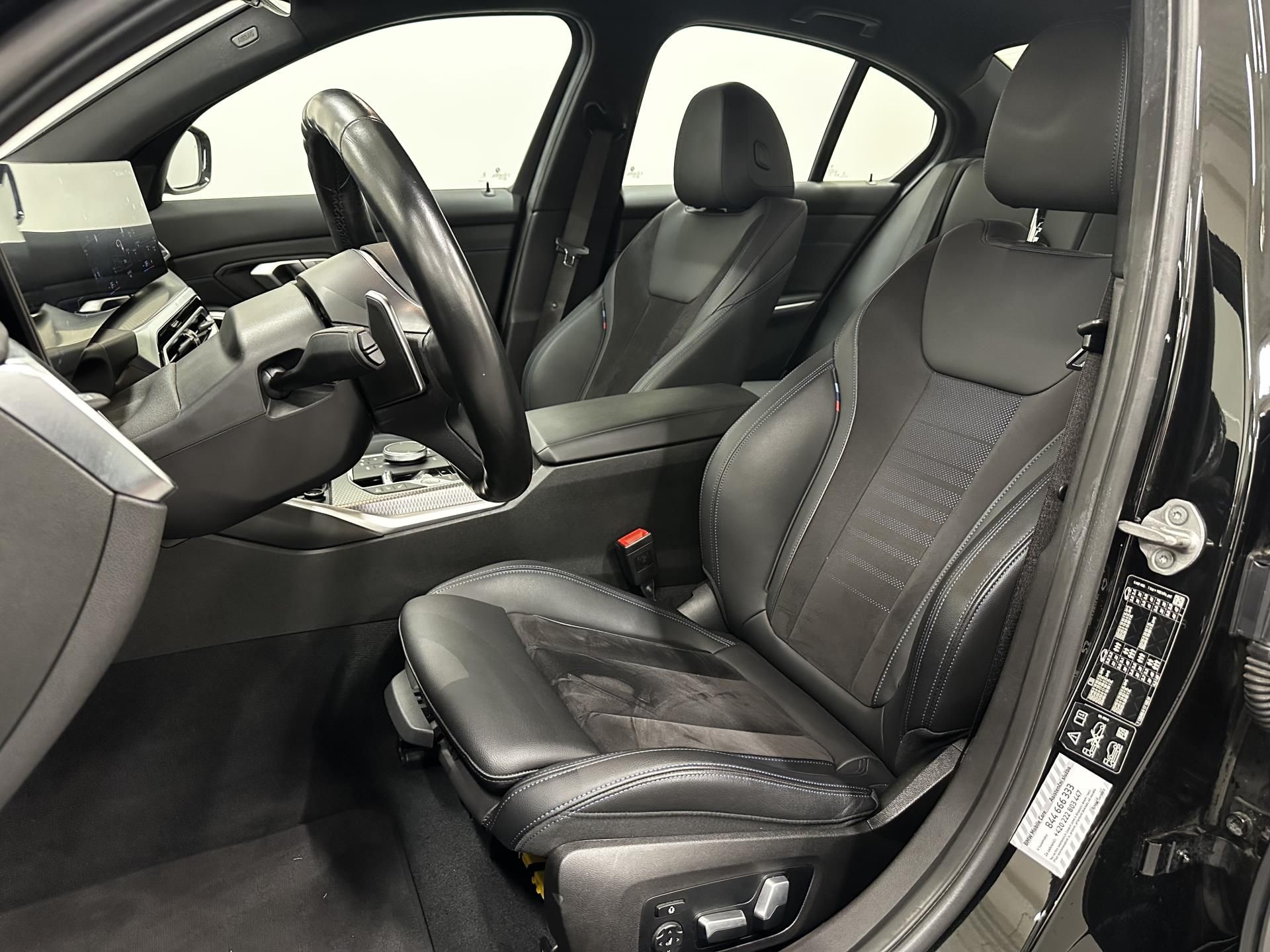 BMW Řada 3, 320d xDrive sedan - fotka 6