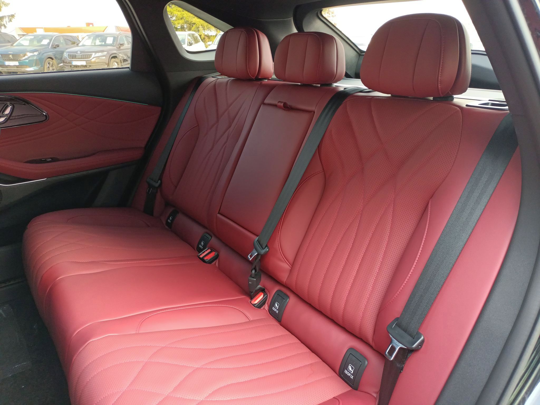 Omoda 9, Premium Premium 1,5 TGI 537k,S - fotka 5