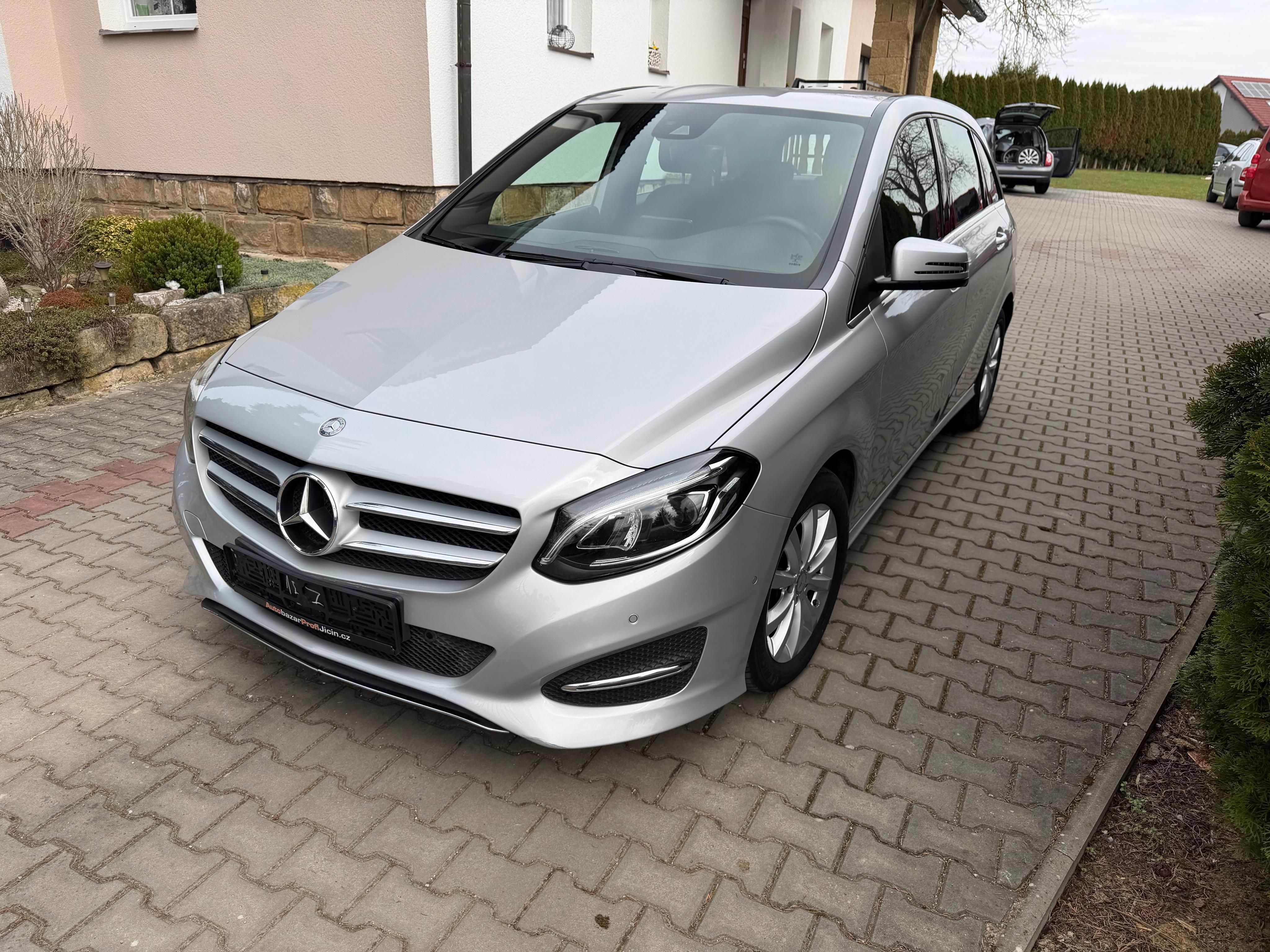 Mercedes-Benz Třídy B, 180D 1,5/ 80kw 1 Majitel