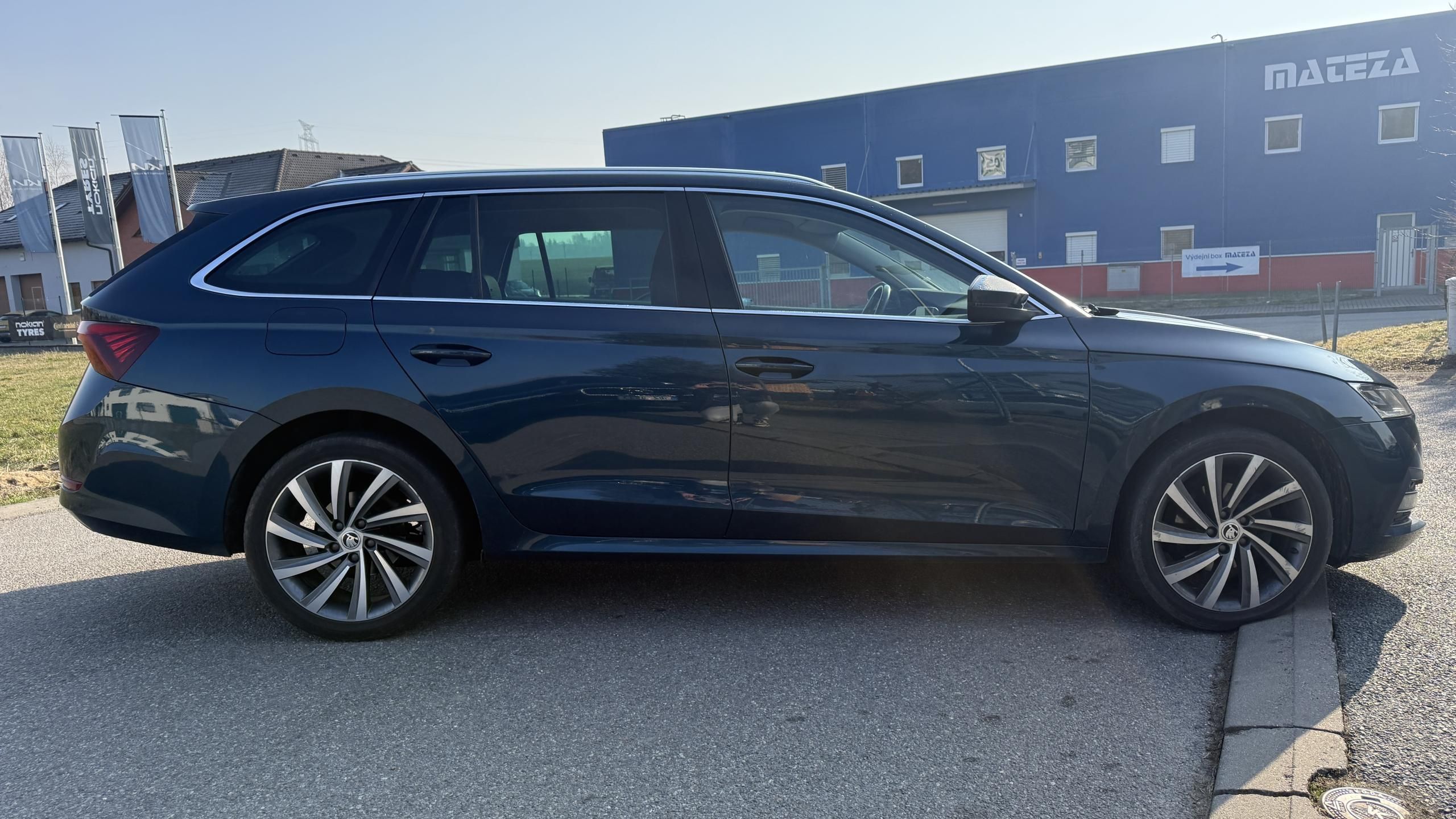Škoda Octavia, 2.0 TDI 110KW DSG SERVIS ŠKODA - fotka 5