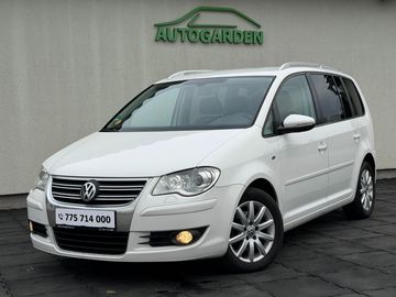 2.0 TDi 103kW R-Line, xenony