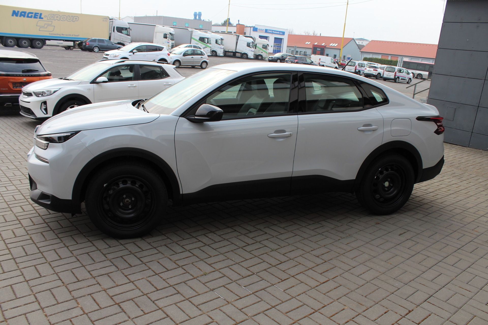 Citroën C4 X, PLUS Petrol 130k Automatic - fotka 2