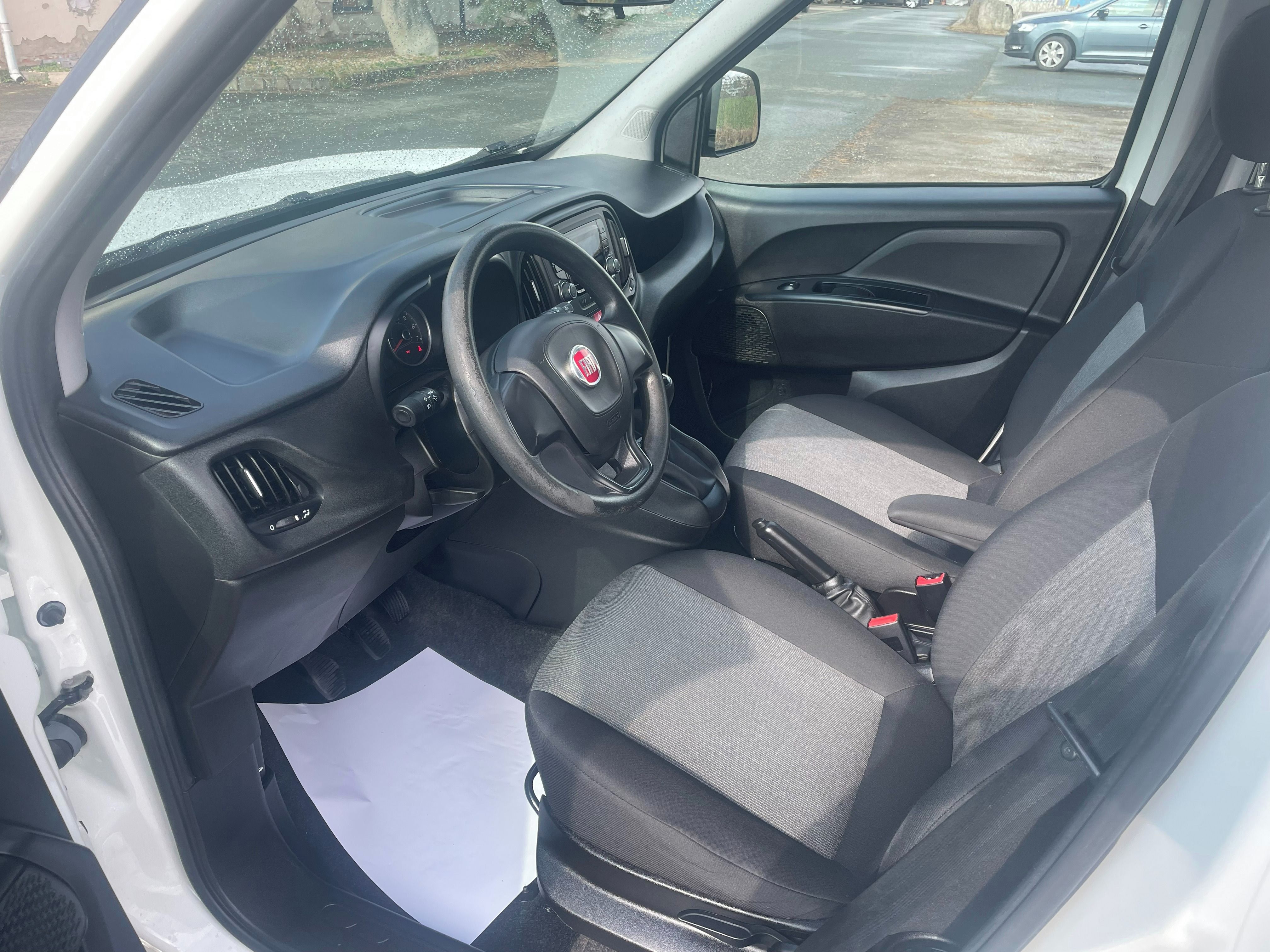 Fiat Dobló, 1,4 - Servisováno - fotka 6