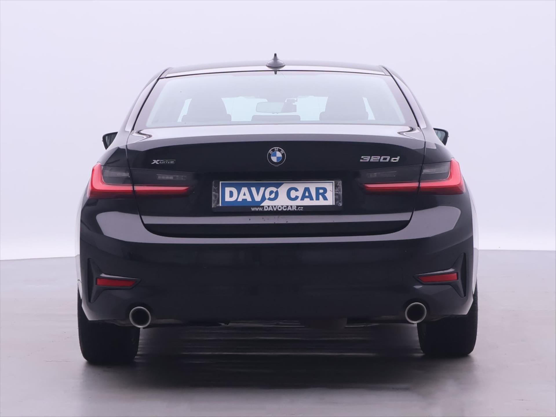 BMW Řada 3, 2,0 320d 140kW xDrive CZ - fotka 6