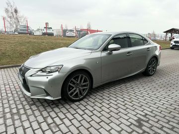 Lexus IS 300h F-Sport