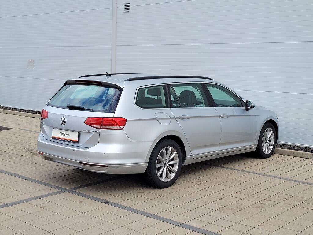 Volkswagen Passat Variant, business 2.0 TDI 110 kW - fotka 5