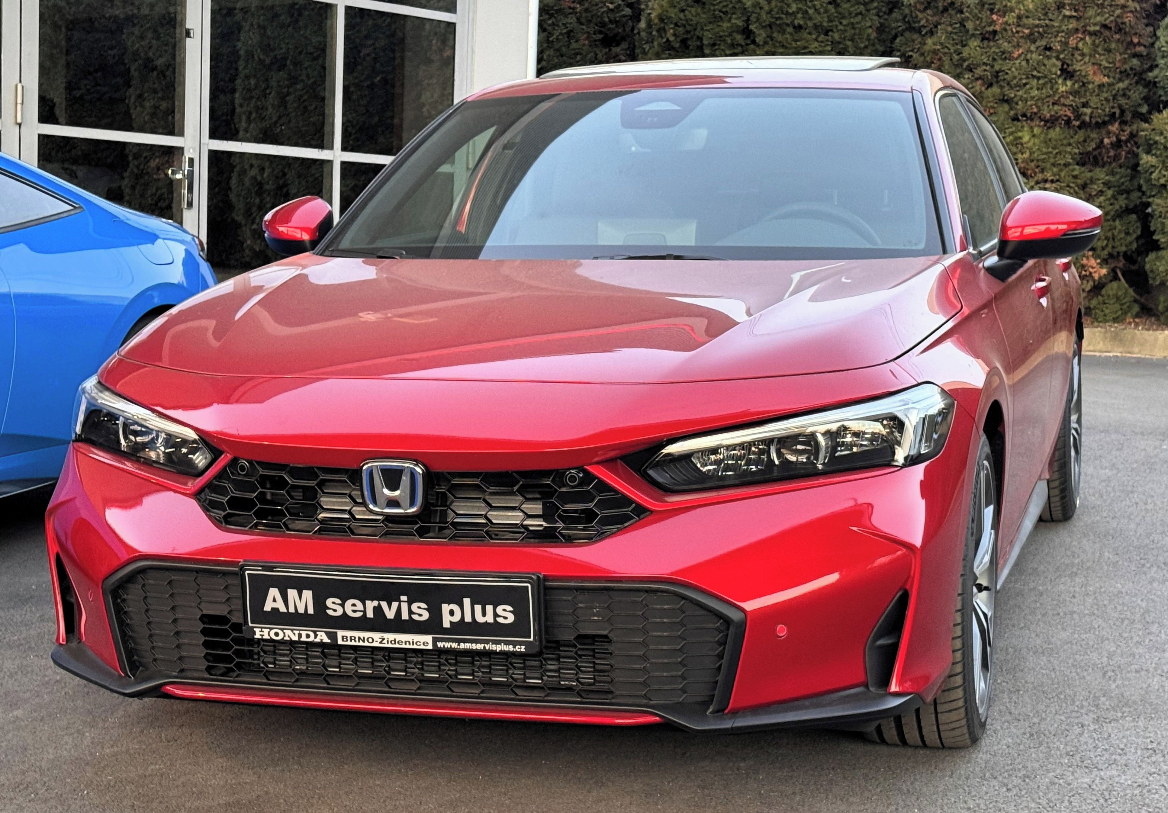 Honda Civic, 2.0e:HEV Advance - fotka 2