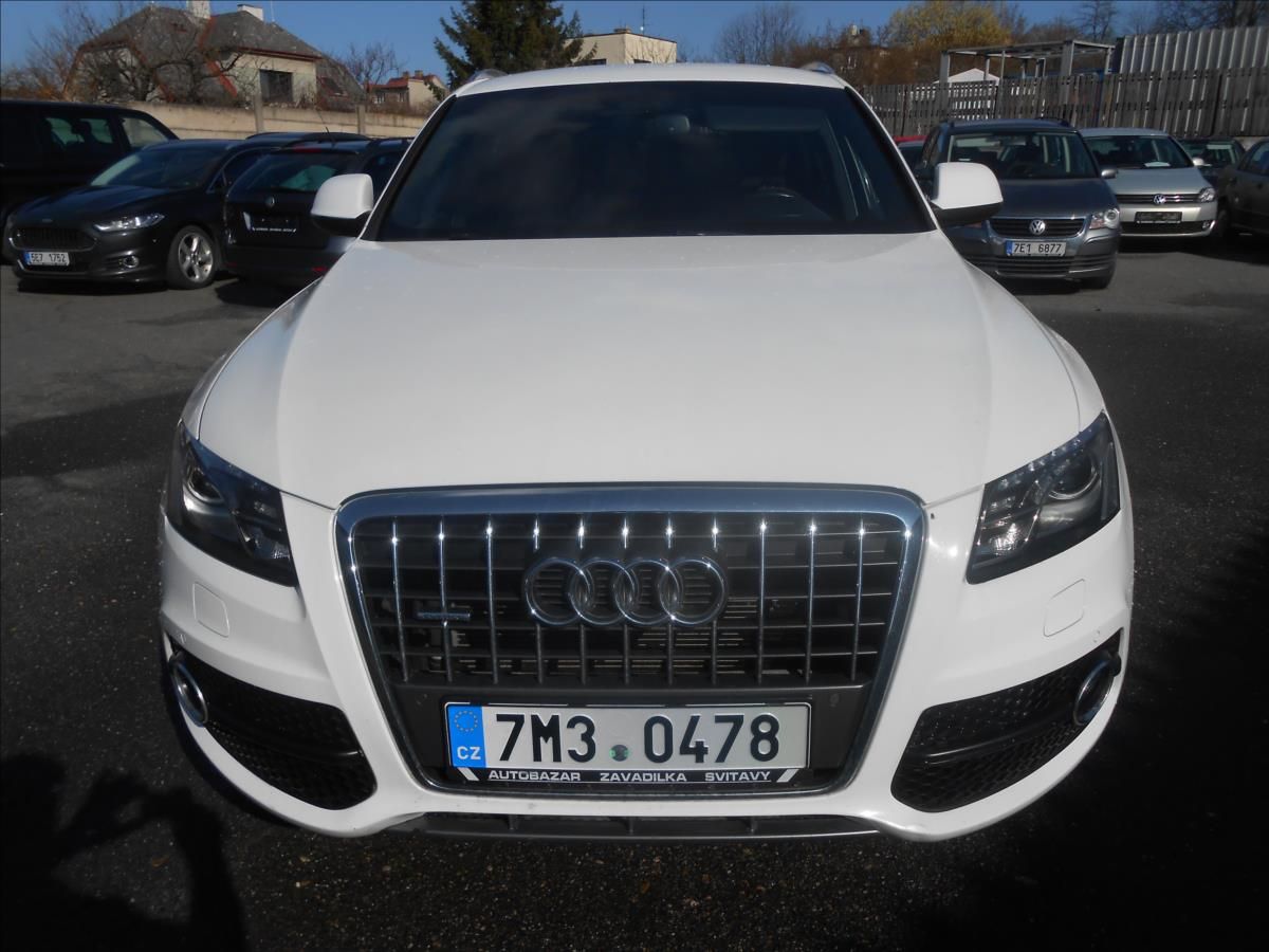 Audi Q5, 2,0 TDi 125Kw S line - fotka 2