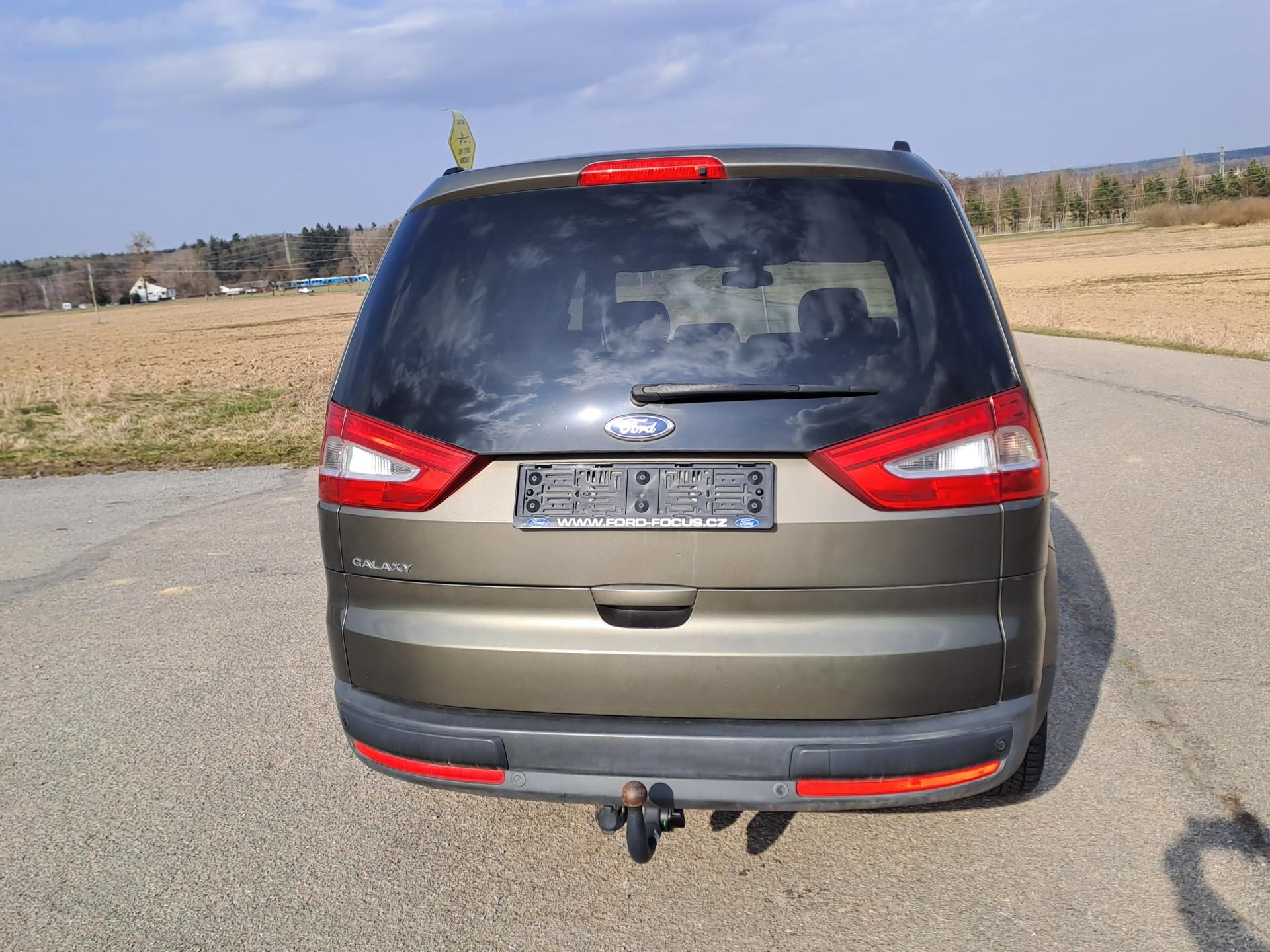 Ford Galaxy, 2.0TDCi 7 MÍST SERVISKA - fotka 6