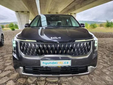 Kia Carnival, 2.2-NOVÝ MODEL-7míst