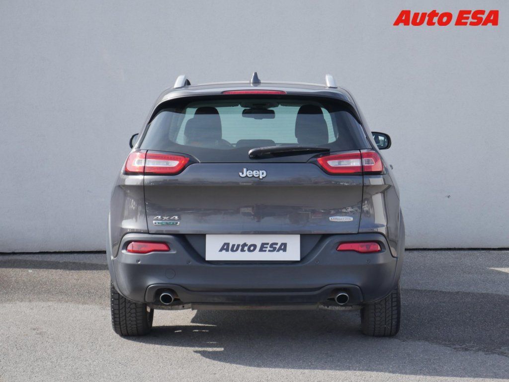 Jeep Cherokee, 2.0 CRD 4x4,ČR,AT,navi - fotka 5