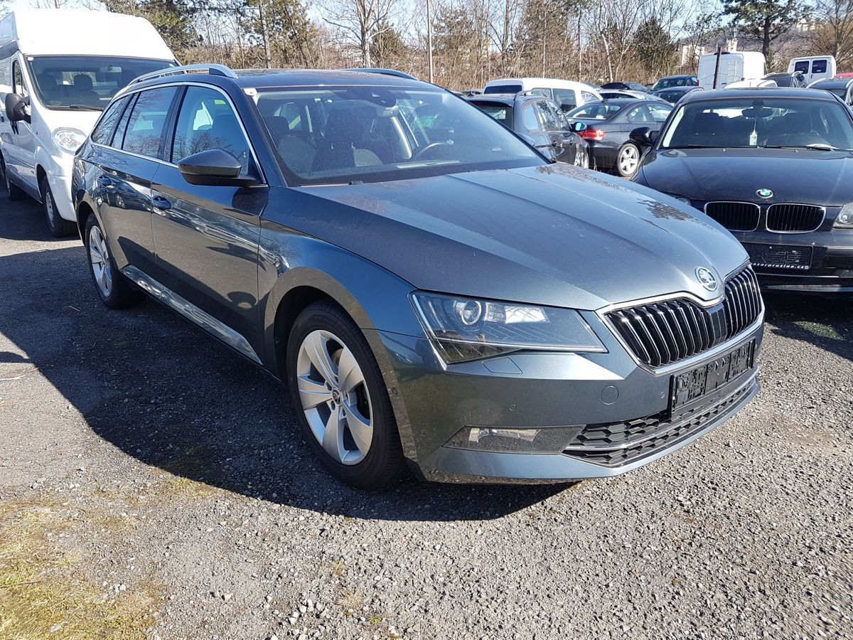 Škoda Superb, 2.0TDi 110KW DSG NAVI