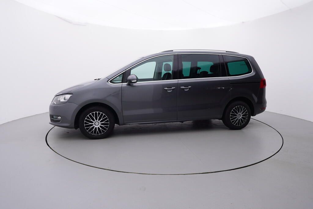 Volkswagen Sharan, Highline 2.0 TDI 130 kW - fotka 2