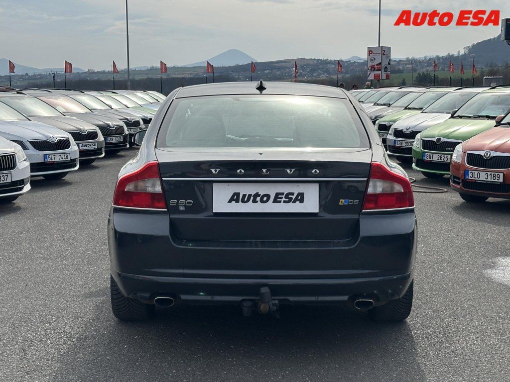 Volvo S80, 2.4,Navi,xenon,kůže - fotka 5