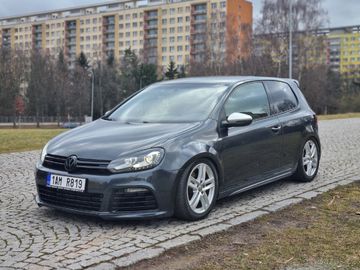 GTD 2.0TDi 125kW LED Tempomat
