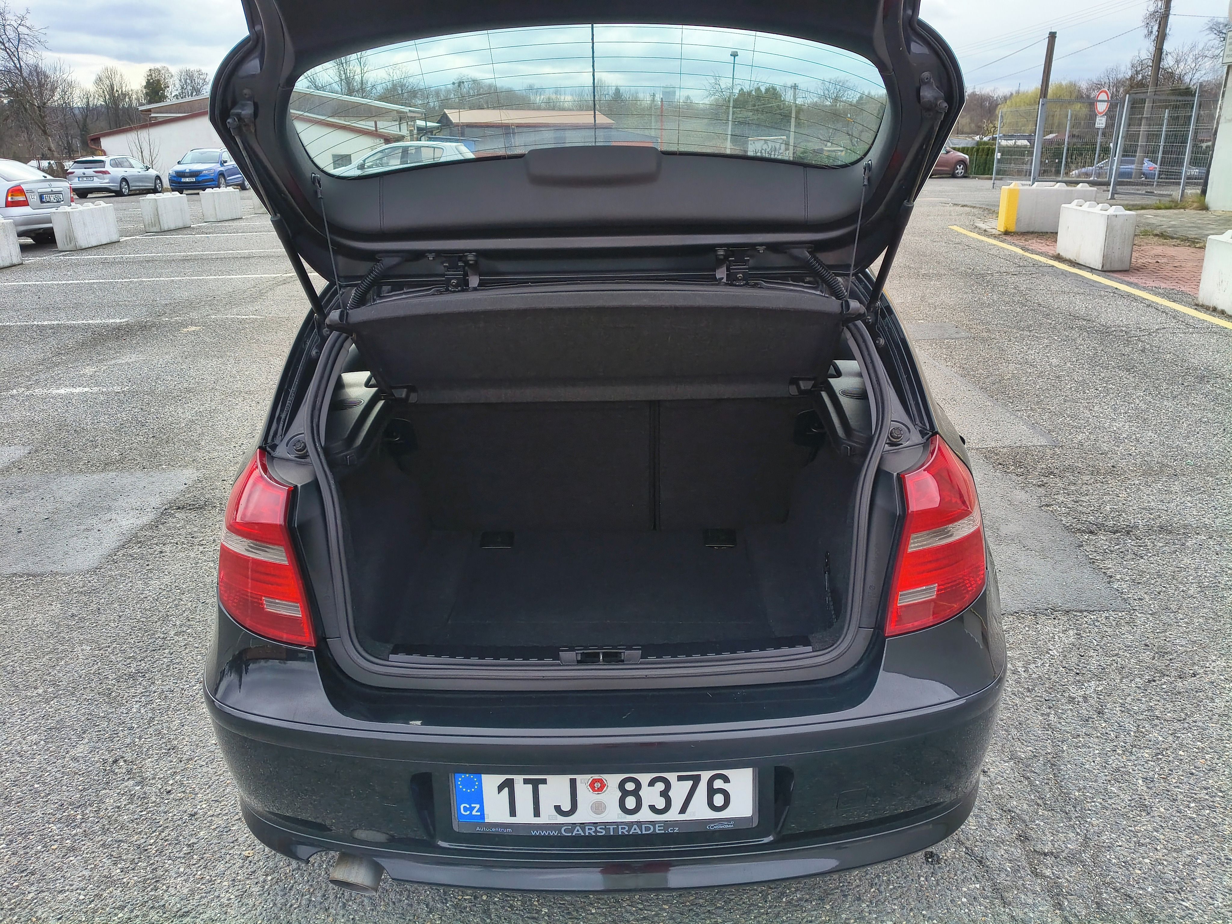 BMW Řada 1, BMW 118d - servisováno - fotka 6