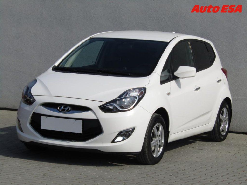 Hyundai ix20, 1.4,+kola - fotka 3