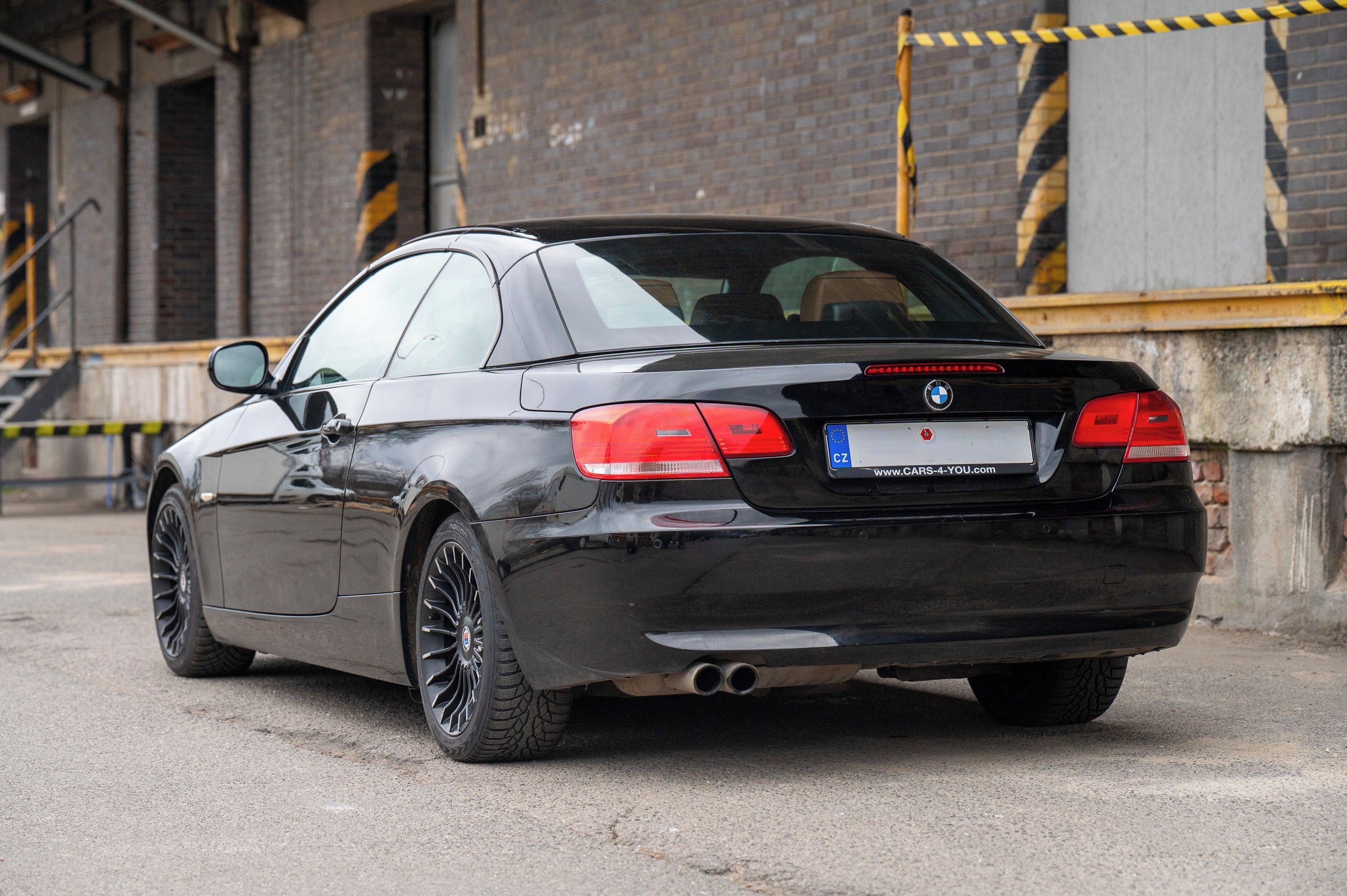 BMW Řada 3, E93 3.0l - fotka 4