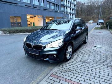 BMW 220d xDrive Active Tourer