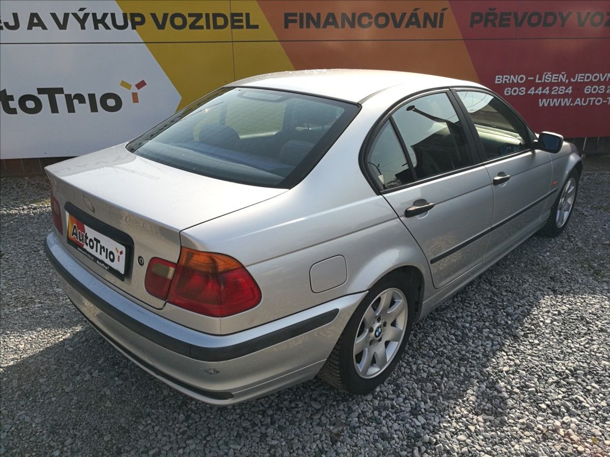 BMW Řada 3, 2,0 d 320d - fotka 3