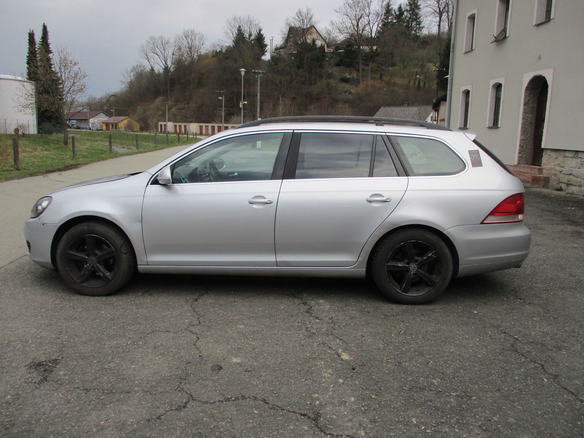 Volkswagen Golf, 1.6 TDi - Dobrá cena - fotka 2
