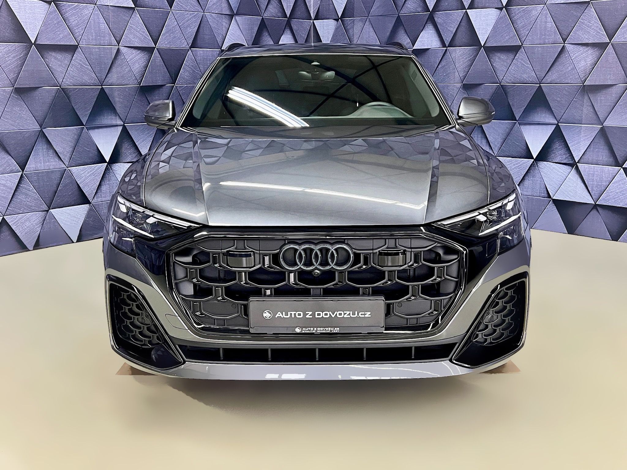 Audi Q8, 50TDI QUATTRO S-LINE, WEBASTO - fotka 3