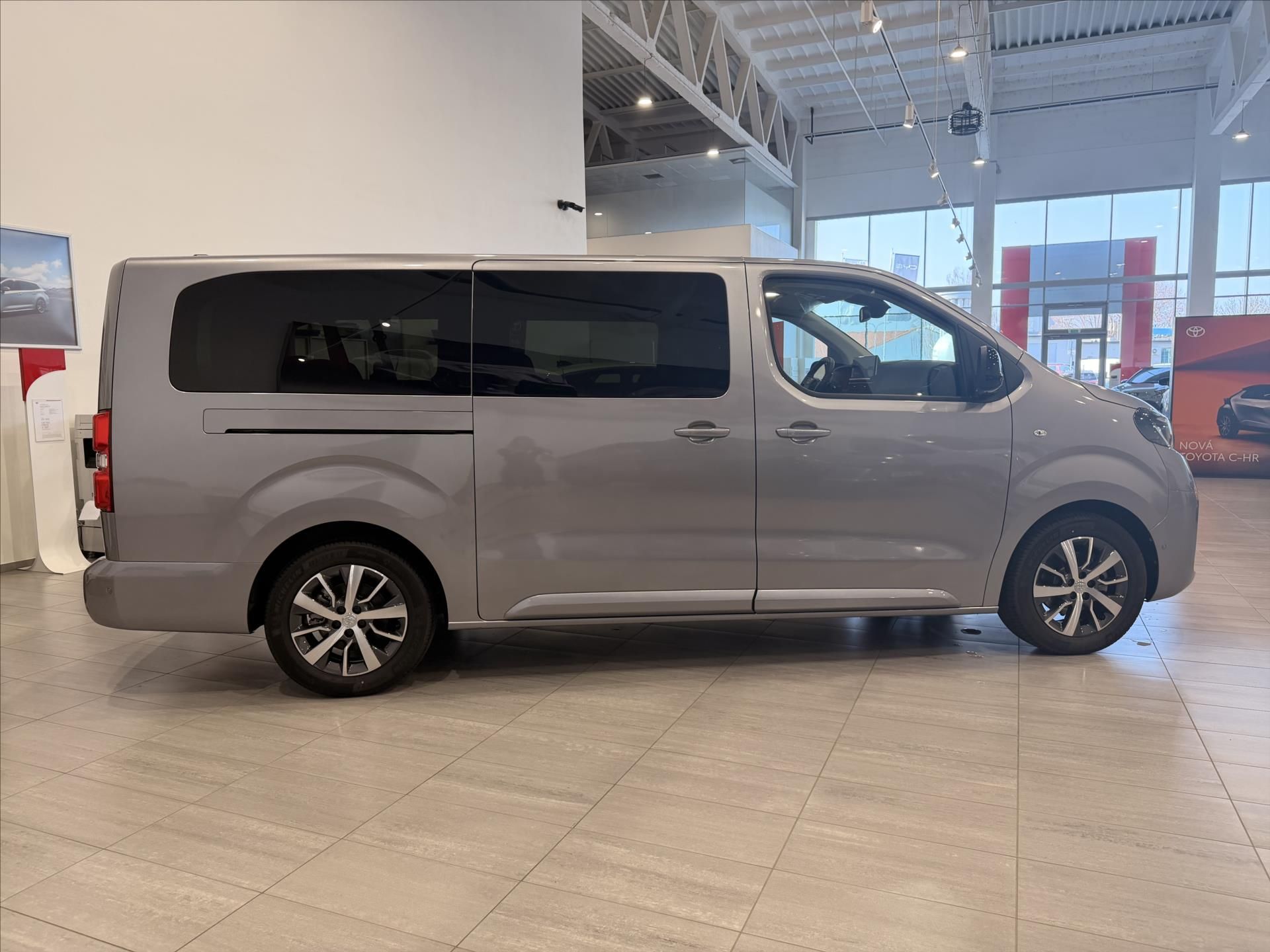 Toyota Proace Verso, 2,0 Diesel (177hp) L2 8AT  Fam - fotka 6