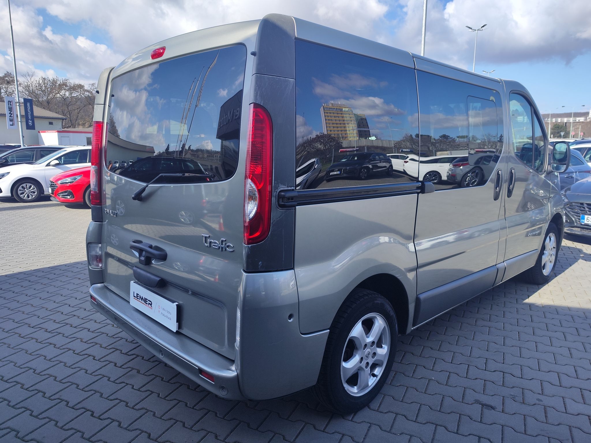 Renault Trafic, 2.0 DCi/84kW Passenger - fotka 5