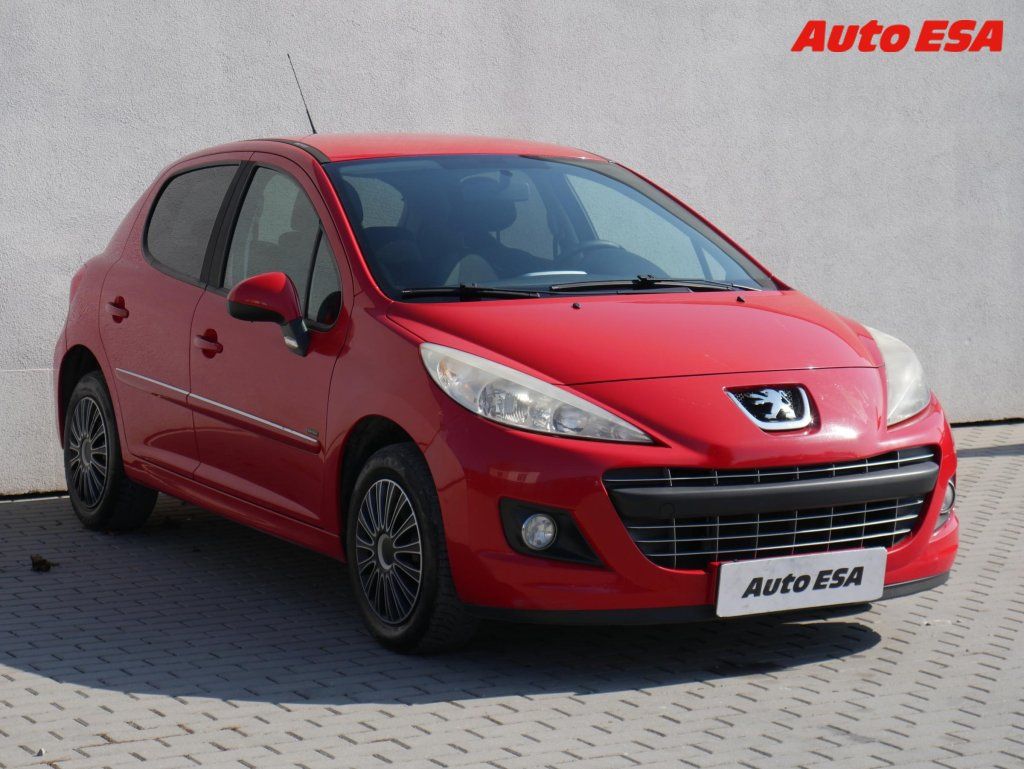 Peugeot 207, 1.4i,ČR,AC,temp,STK3/28