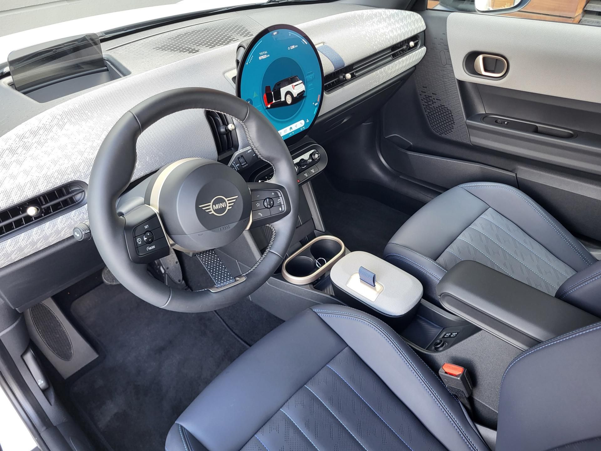 Mini Cooper S, HUD Keyless 1maj. - fotka 6