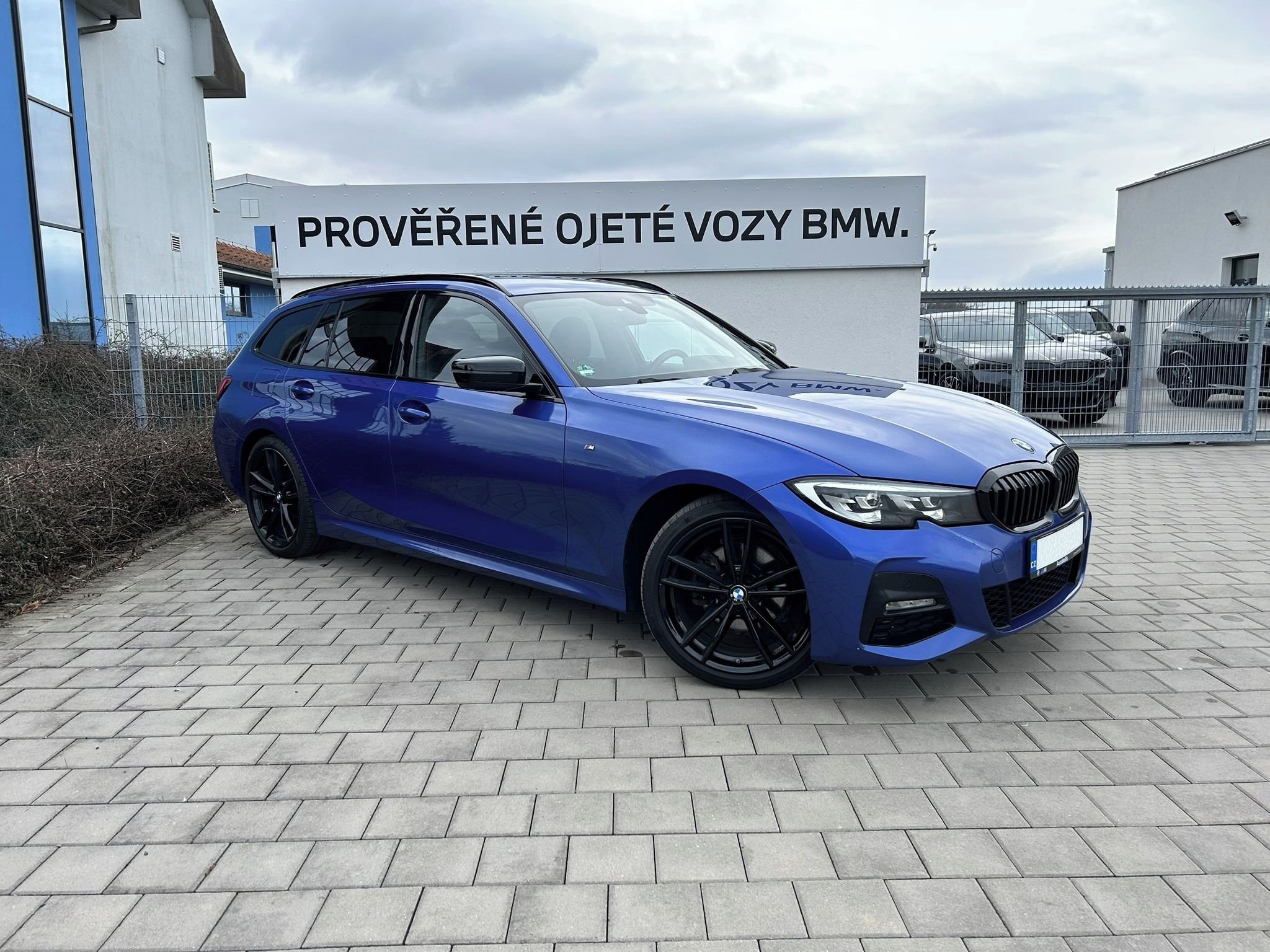 BMW Řada 3, BMW 320dxDrive,Mpaket,HUD,H&K - fotka 5