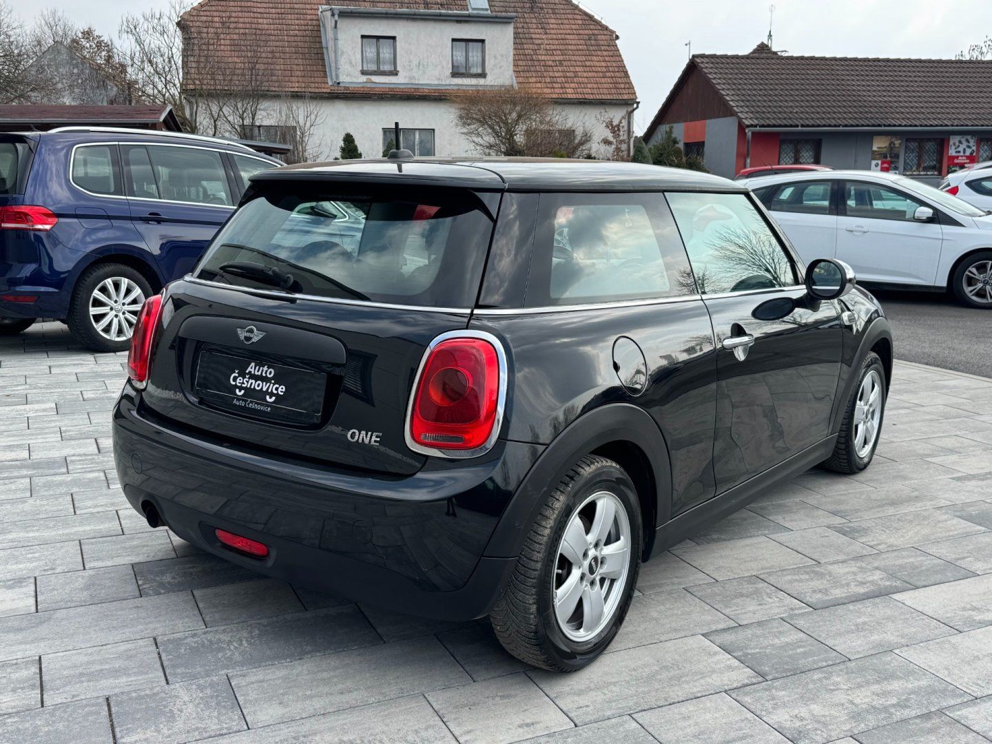 Mini One, ONE 1.2i 75kW - fotka 5