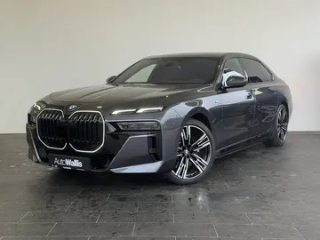 BMW i7, xDrive60, Sedan