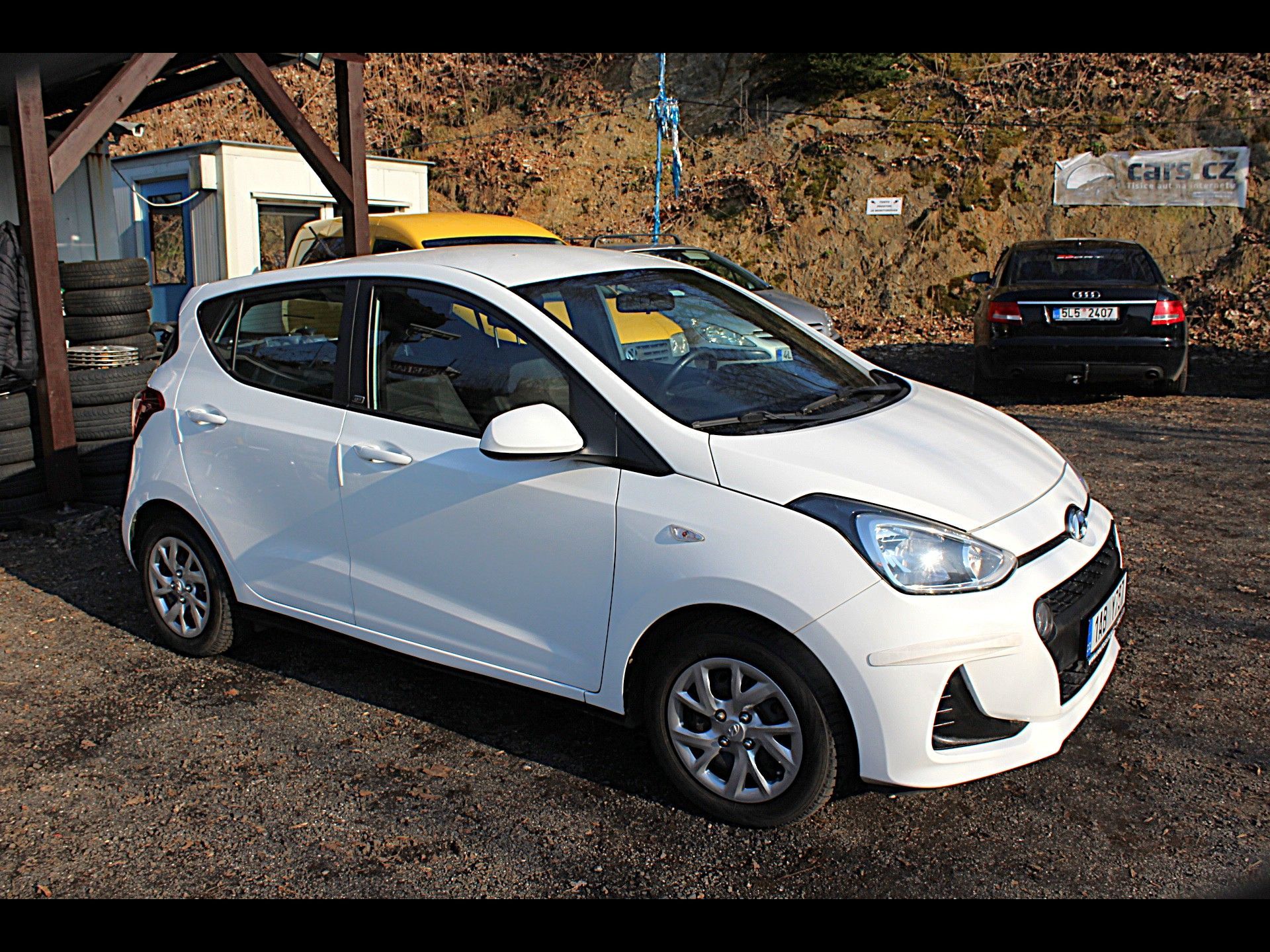 Hyundai i10, 1.0i FL 64250 KM ! - fotka 3