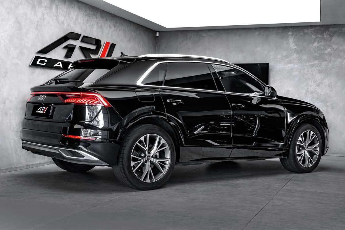 Audi Q8 - fotka 5