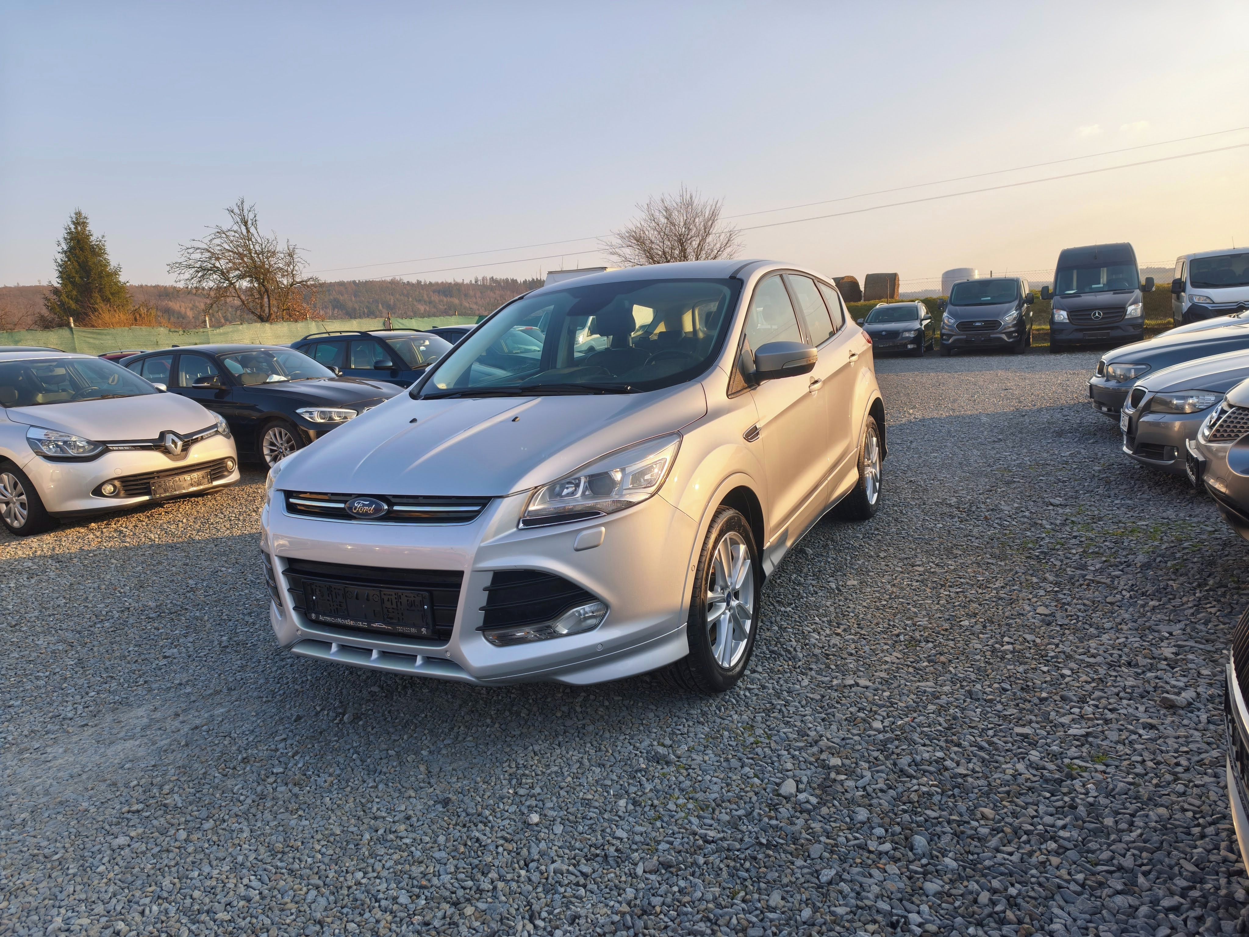 Ford Kuga, 2.0 TDCI Kůže, Navi, Klima - fotka 4